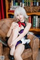 Coser @ 蜜汁 猫 裘 Vol.046: 贞德 女仆 (40 photos) P3 No.4040db Image No. 75